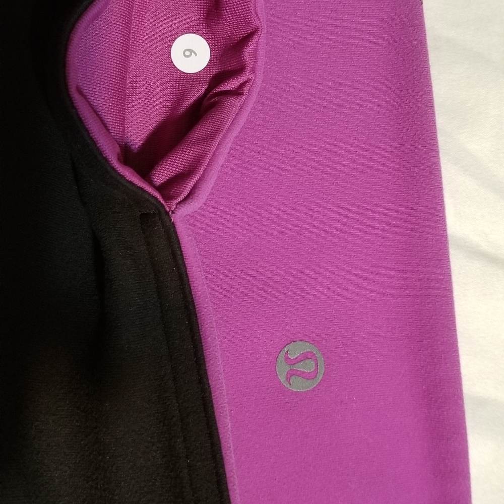 Rare Reversible Legging - Picture 5 of 5
